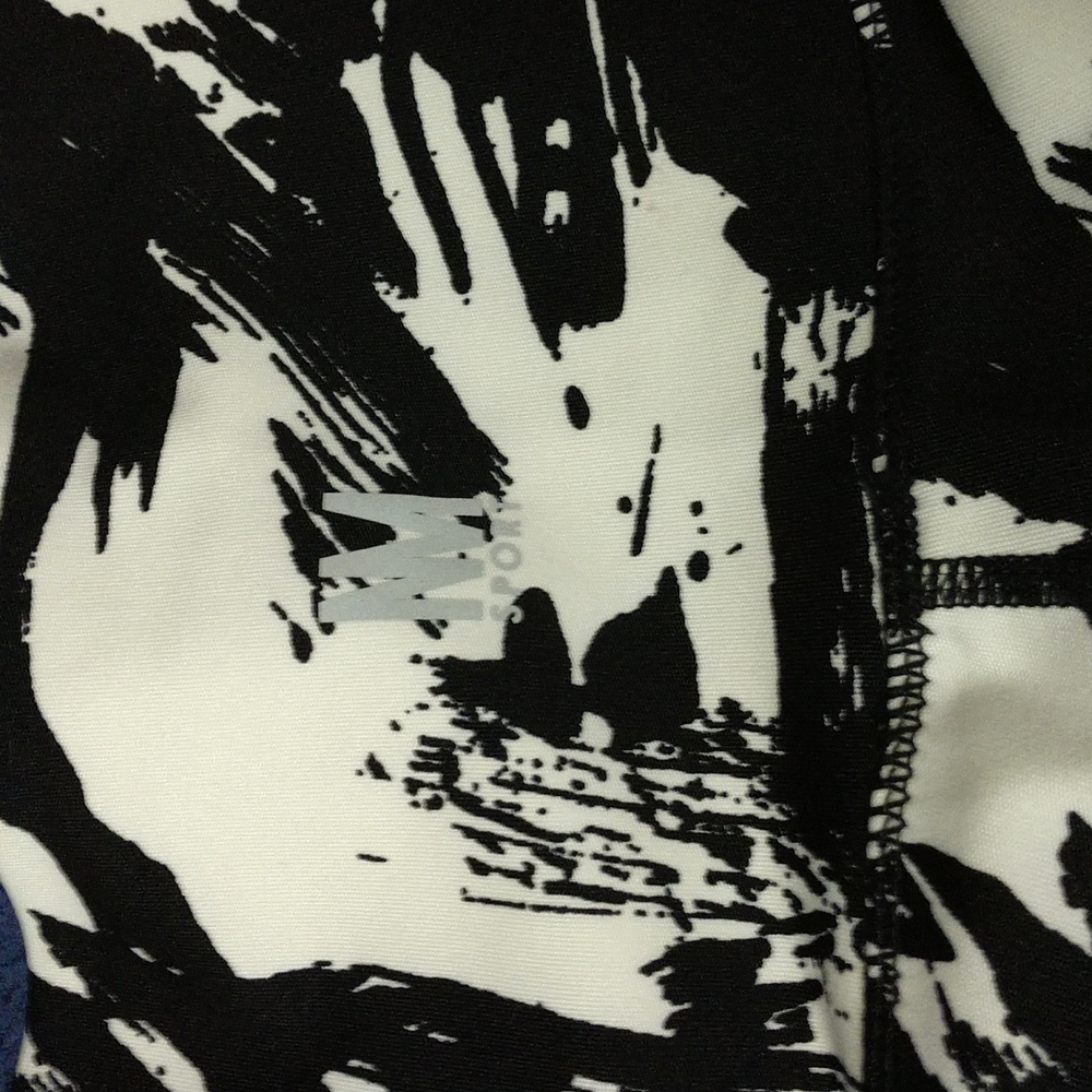 Nicole Miller Sport Leggings Black White Graffiti Print Mesh Calves Small - Picture 11 of 13